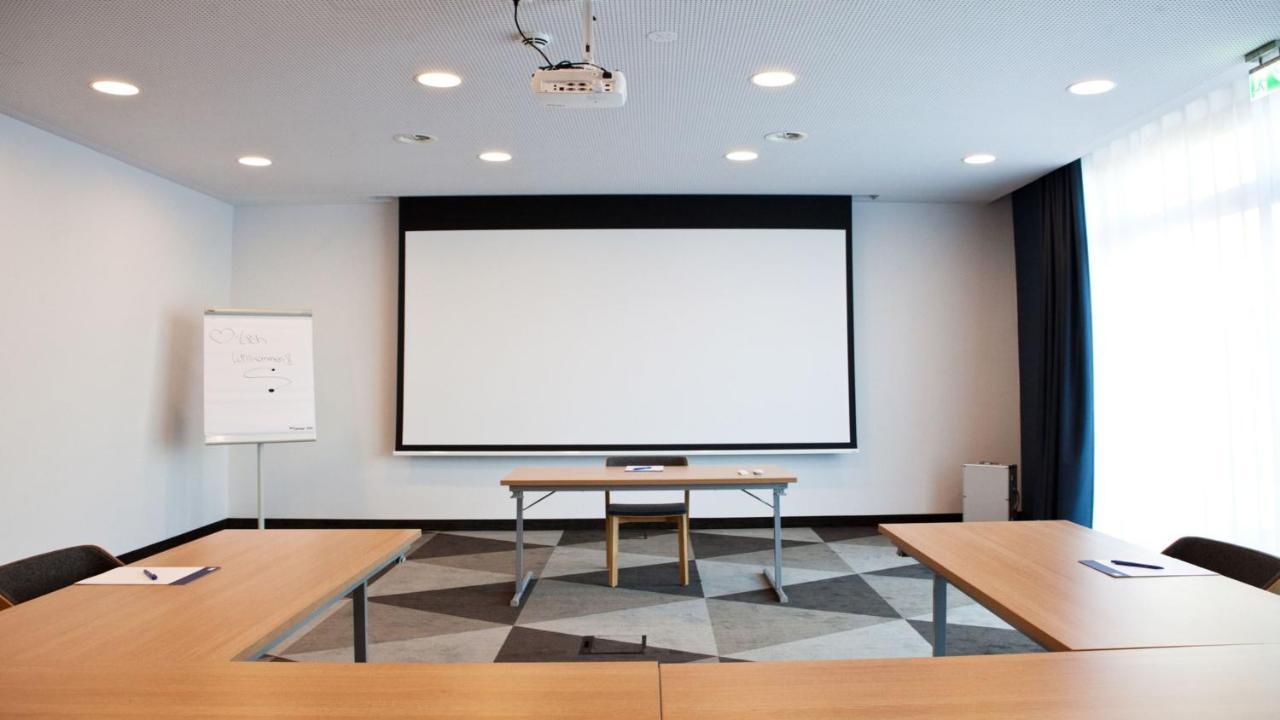 Holiday Inn Express - Ringsheim By Ihg Εξωτερικό φωτογραφία