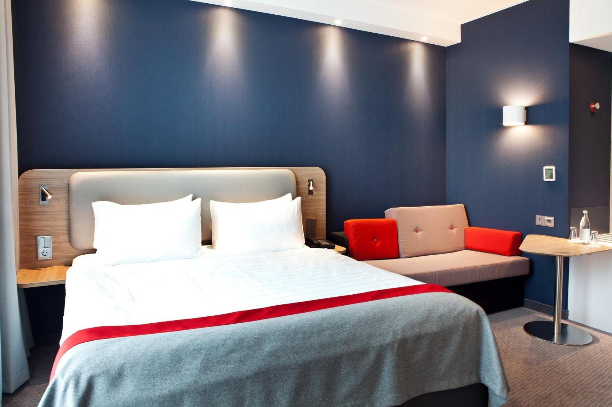 Holiday Inn Express - Ringsheim By Ihg Εξωτερικό φωτογραφία
