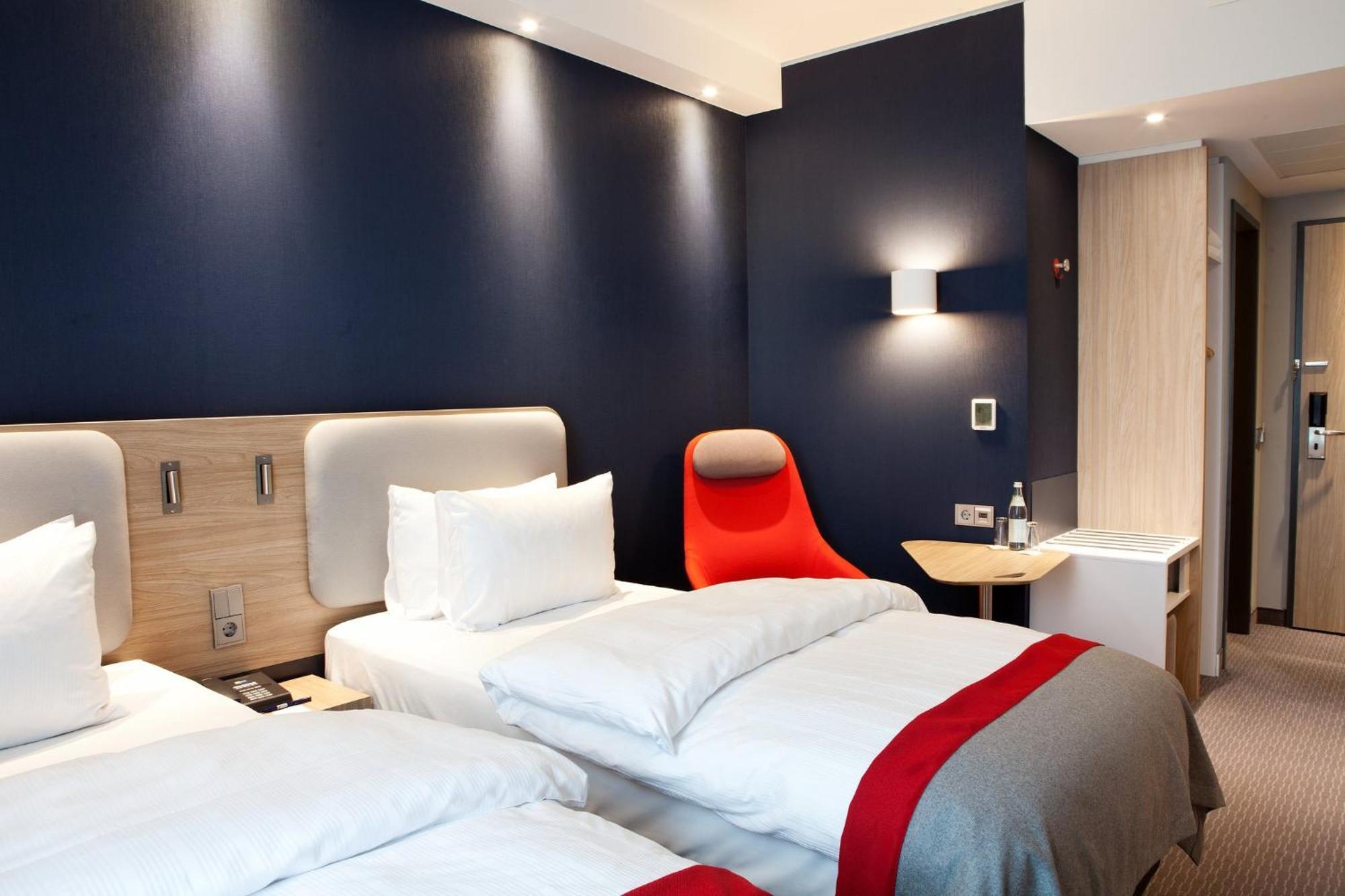 Holiday Inn Express - Ringsheim By Ihg Εξωτερικό φωτογραφία