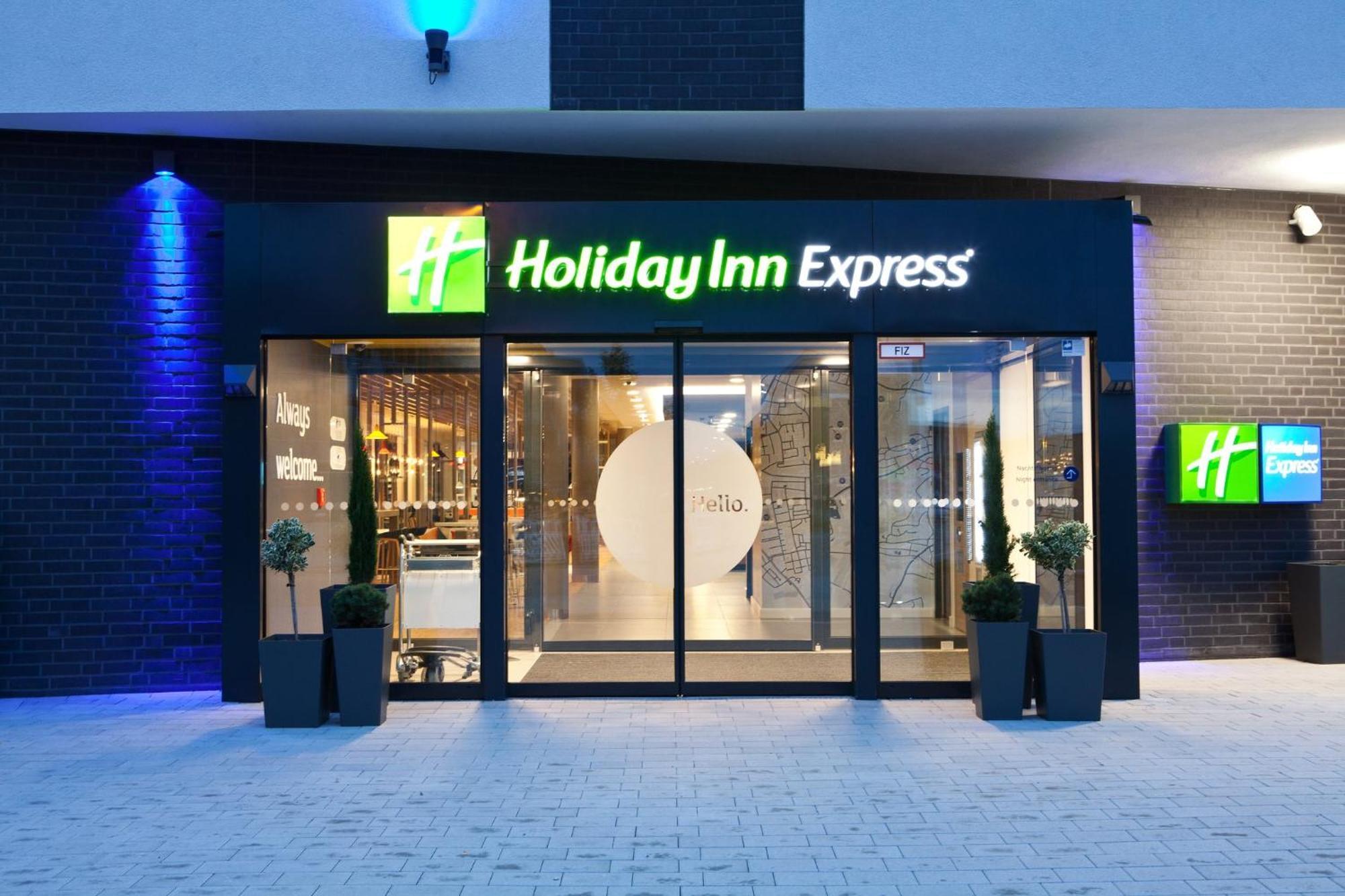 Holiday Inn Express - Ringsheim By Ihg Εξωτερικό φωτογραφία