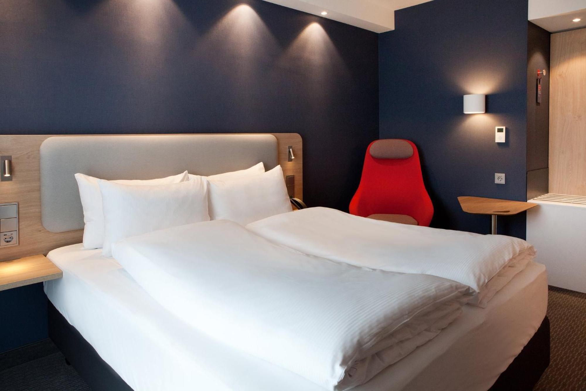 Holiday Inn Express - Ringsheim By Ihg Εξωτερικό φωτογραφία